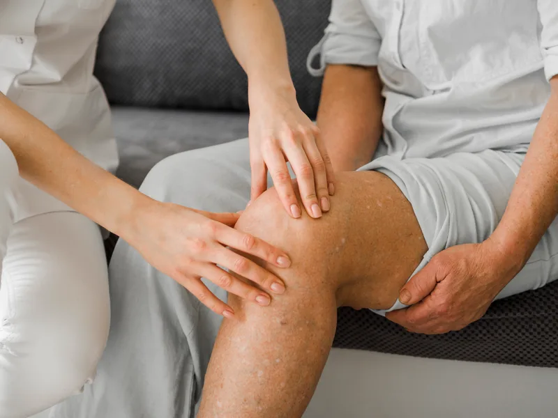 Chiropractic care for knee pain at True North Chiropractic Center in Thief River Falls