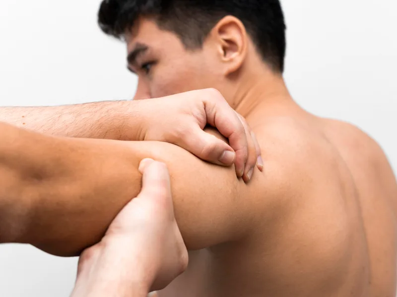 True North Chiropractic Center treating shoulder pain in Thief River Falls